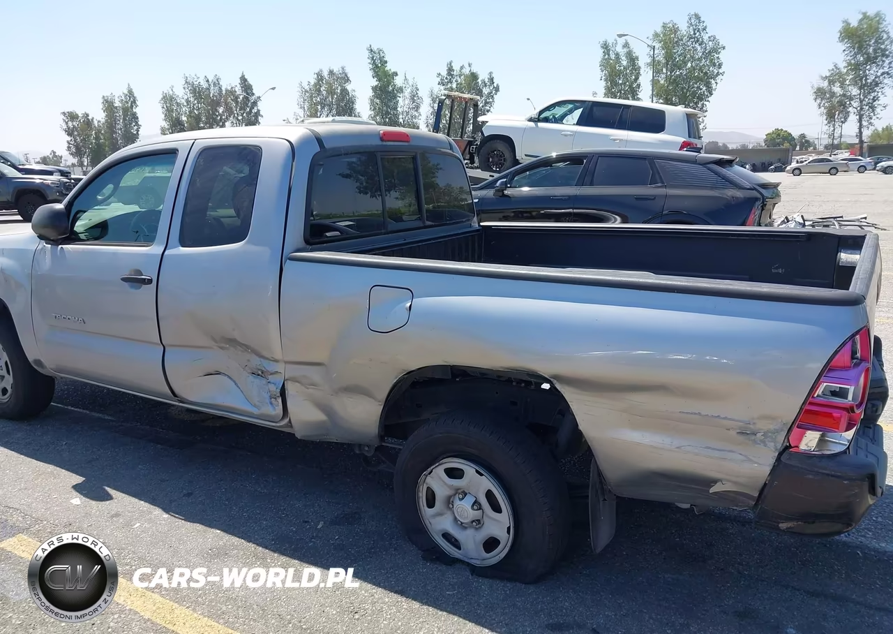 2015 Toyota Tacoma VIN:5TFTX4CN2FX063141 - 6