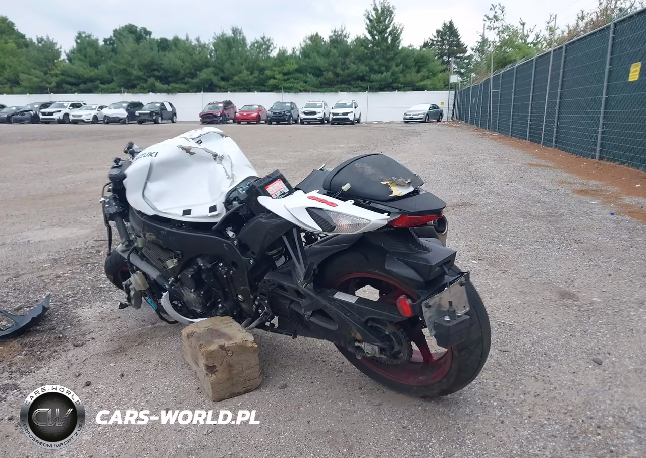 2025 Suzuki Gsx-R600 VIN:JS1GN7FA2S7101697 - 3