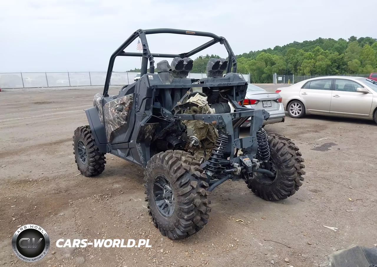 2026 Can-Am Commander X Mr 1000R VIN:3JBAWAX47TE000805 - 3