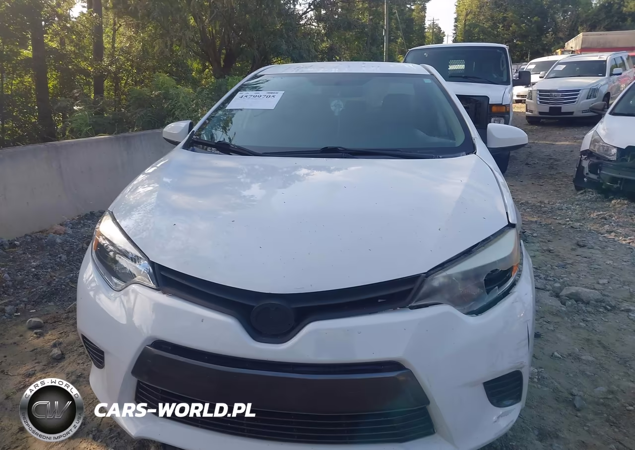 2015 Toyota Corolla Le VIN:2T1BURHE9FC341641 - 12