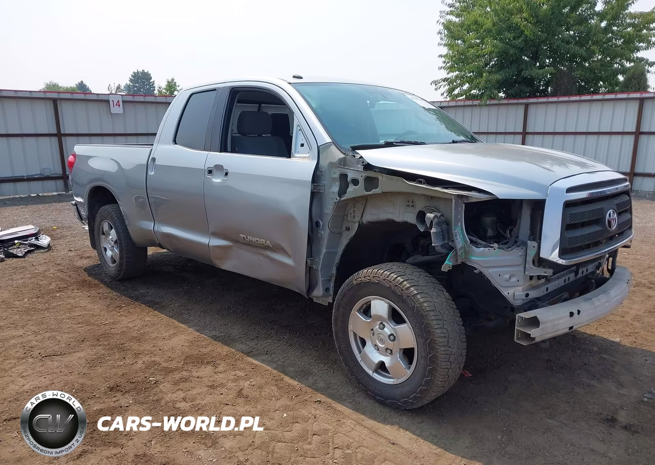 2013 Toyota Tundra Grade 5.7L V8