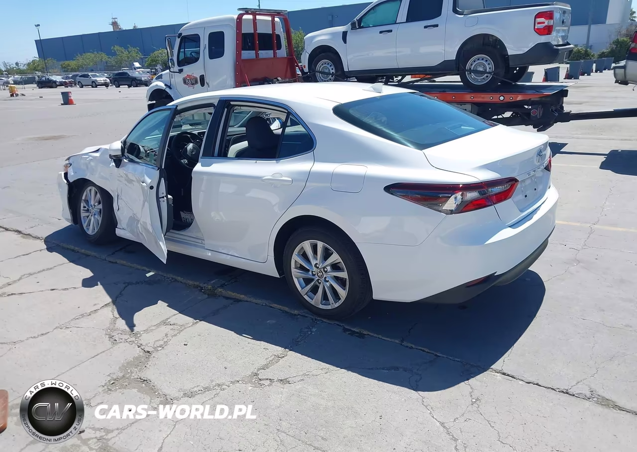 2024 Toyota Camry Le VIN:4T1R11AK8RU886970 - 3