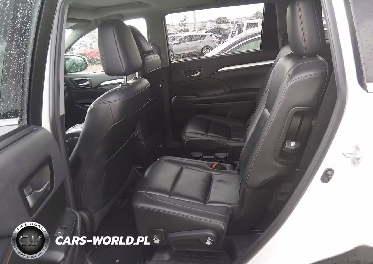 2019 Toyota Highlander Xle VIN:5TDJZRFH9KS627503 - 8