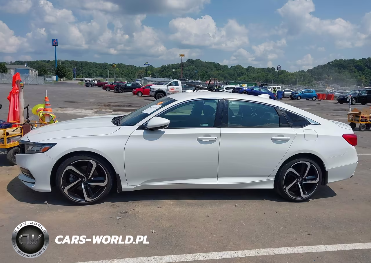 2019 Honda Accord Sport VIN:1HGCV1F34KA060738 - 15