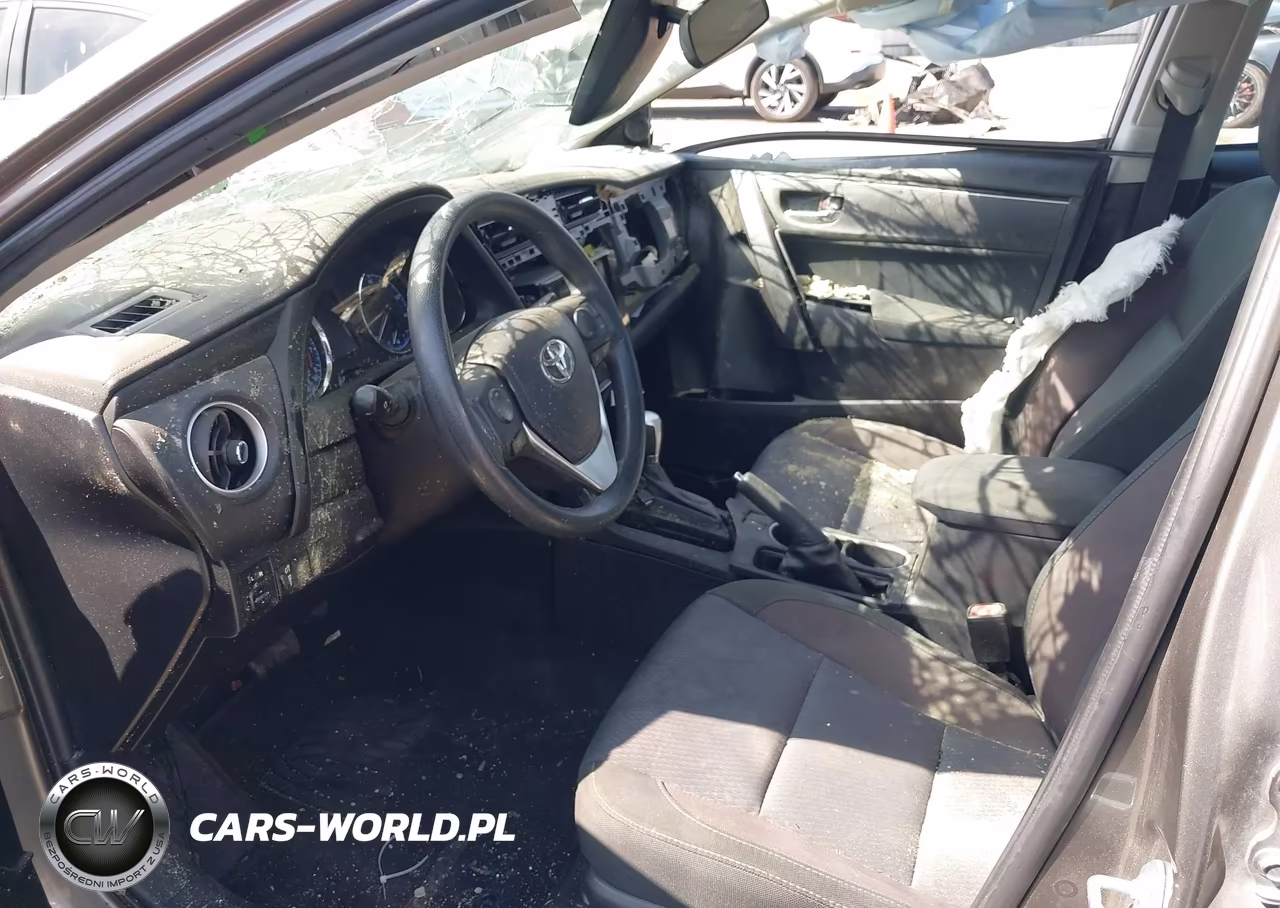 2017 Toyota Corolla Le VIN:2T1BURHE2HC773068 - 5