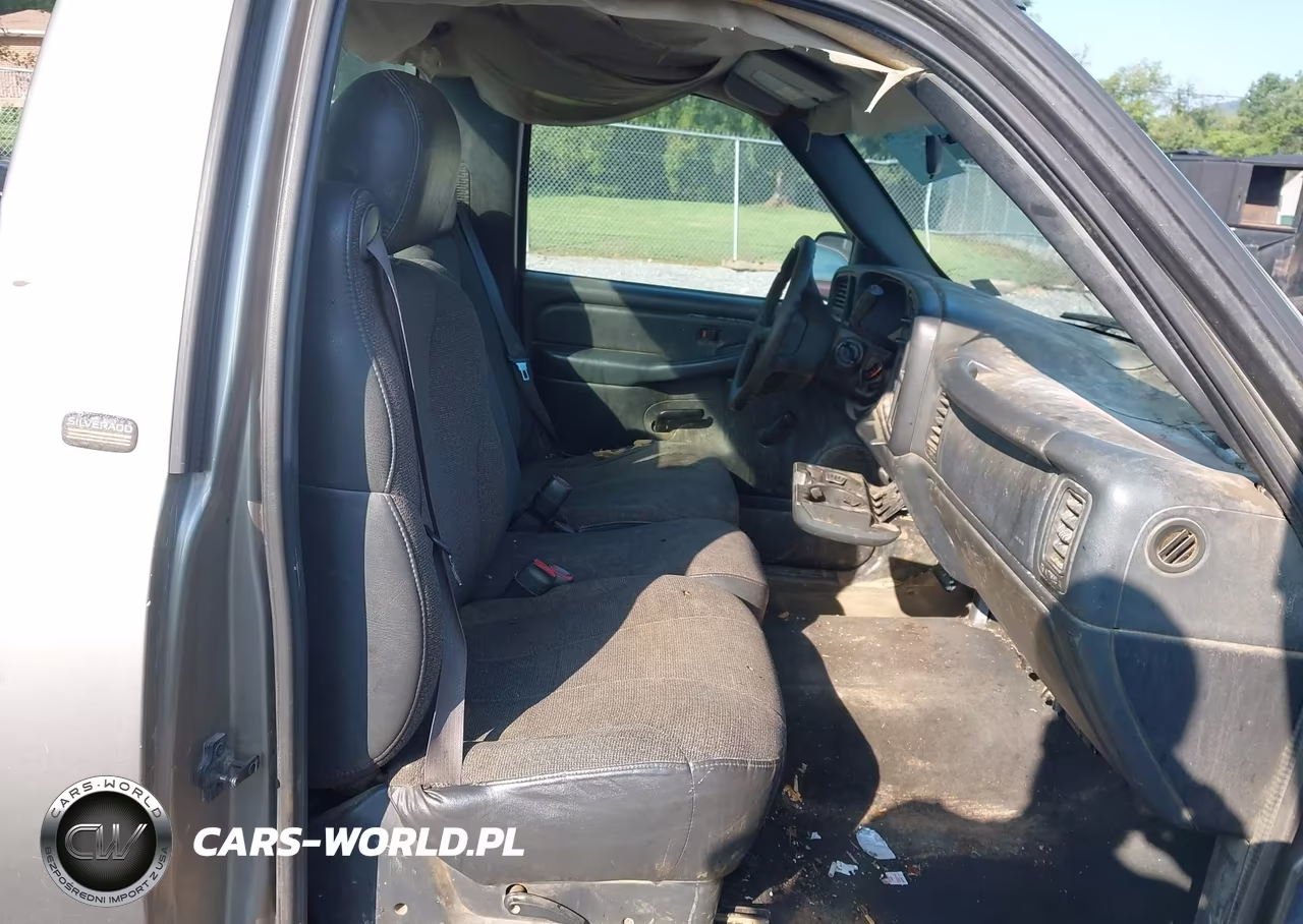 2000 Chevrolet Silverado 1500 VIN:1GCEC14V3YE373265 - 5