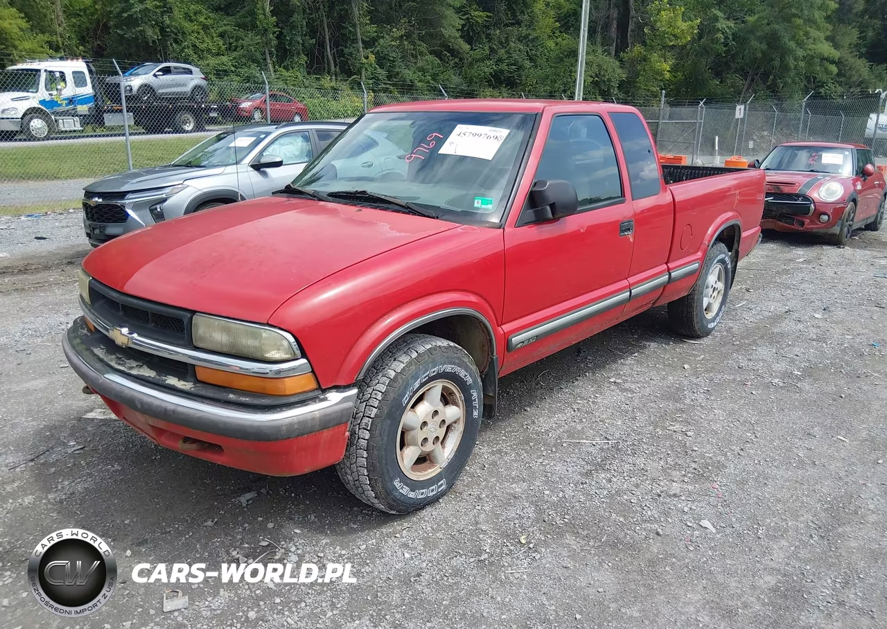2001 Chevrolet S-10 Ls VIN:1GCDT19W318213792 - 2