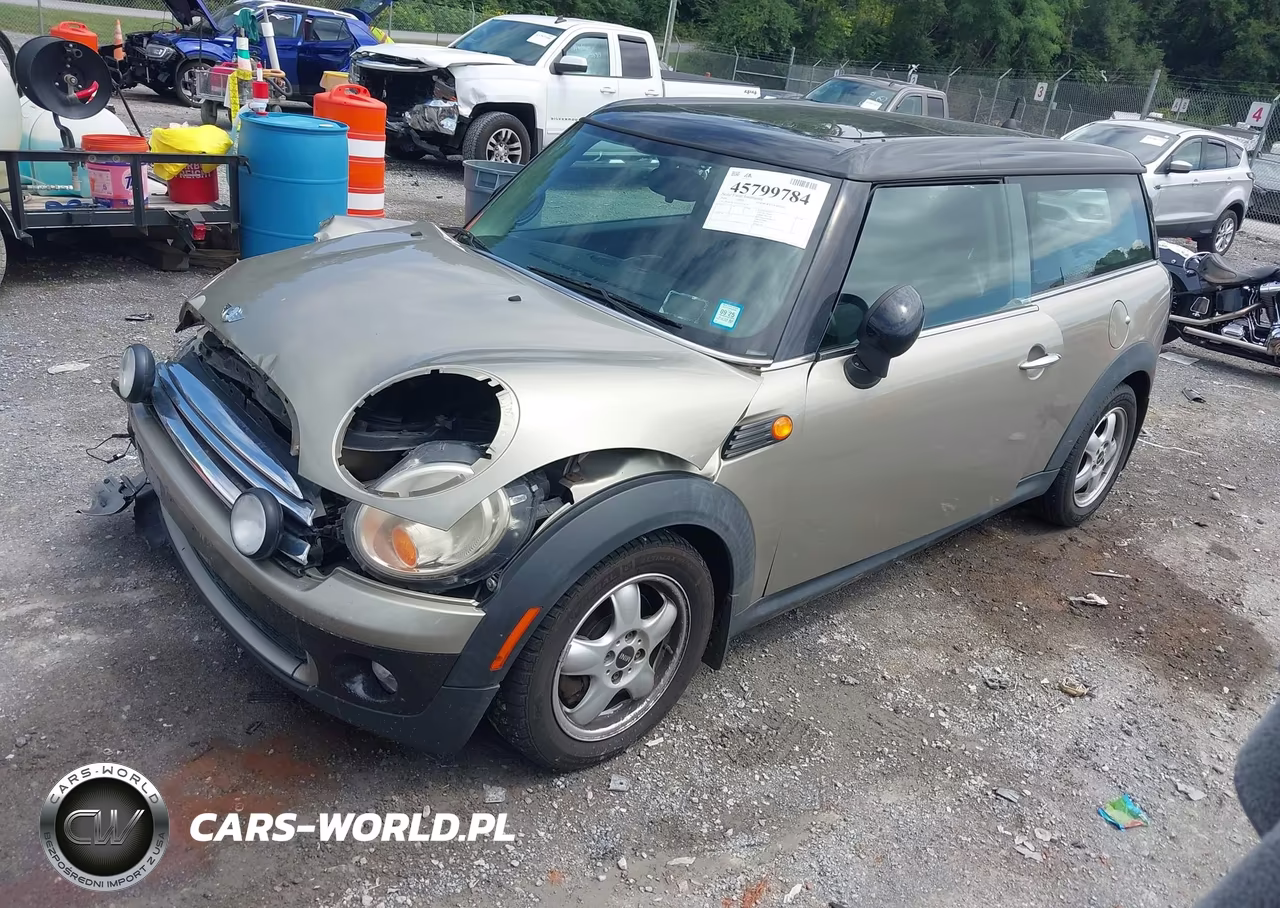 MINI COOPER CLU VIN:WMWML3C53ATX38101 - 2