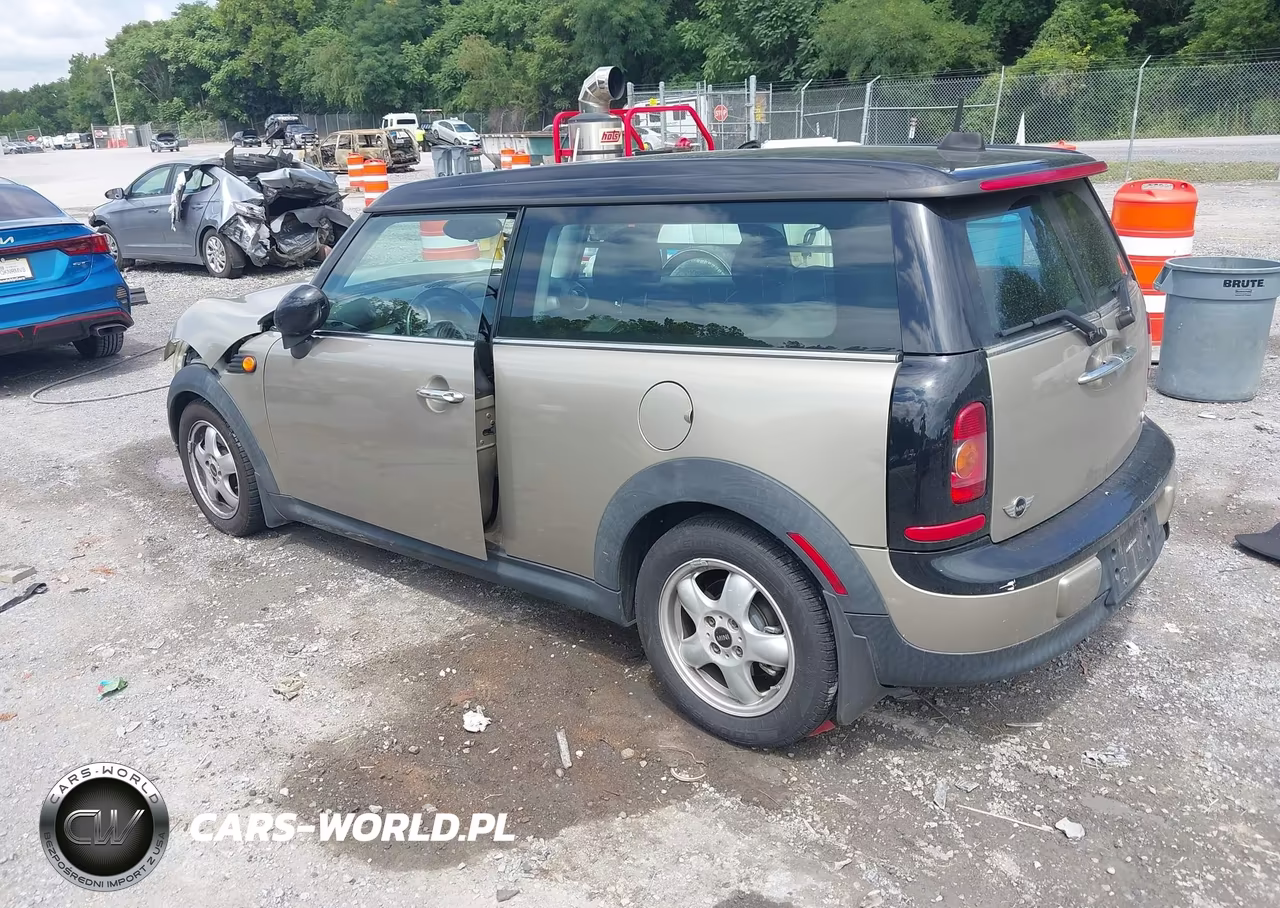MINI COOPER CLU VIN:WMWML3C53ATX38101 - 3
