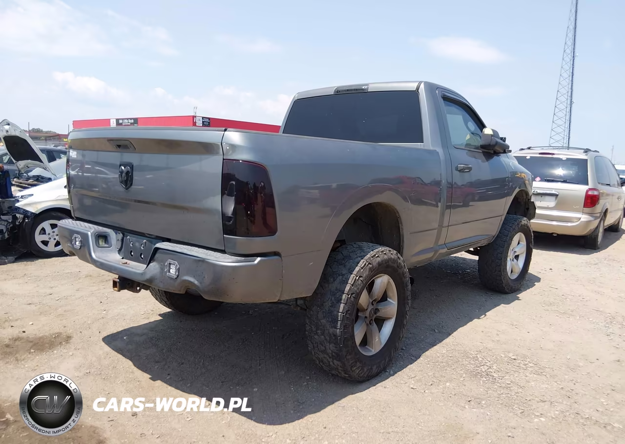 2013 Ram 1500 Express VIN:3C6JR7AT6DG505366 - 4