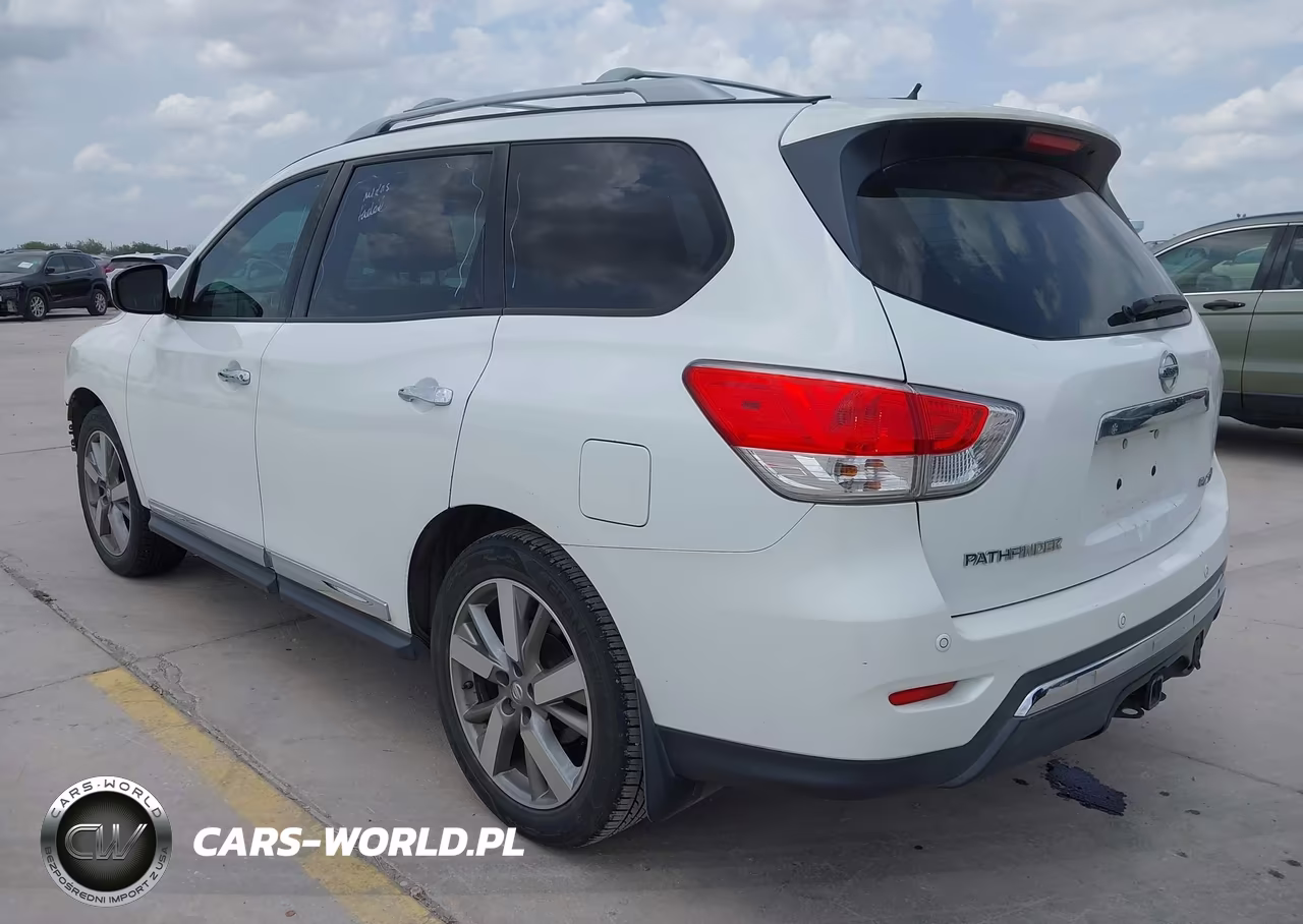 2013 Nissan Pathfinder Platinum VIN:5N1AR2MN8DC677017 - 3