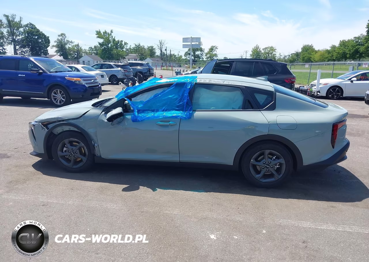 2026 Kia K4 Lxs VIN:3KPFT4DE5TE310011 - 14