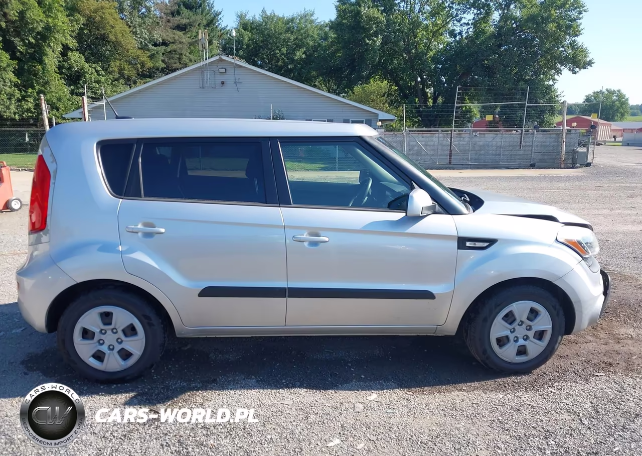 2012 Kia Soul VIN:KNDJT2A54C7463739 - 13