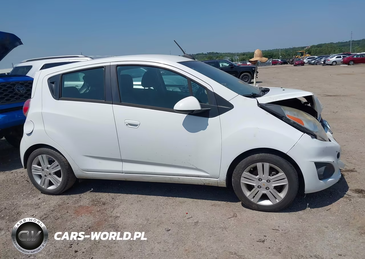 2015 Chevrolet Spark 1Lt Cvt VIN:KL8CD6S9XFC725962 - 14