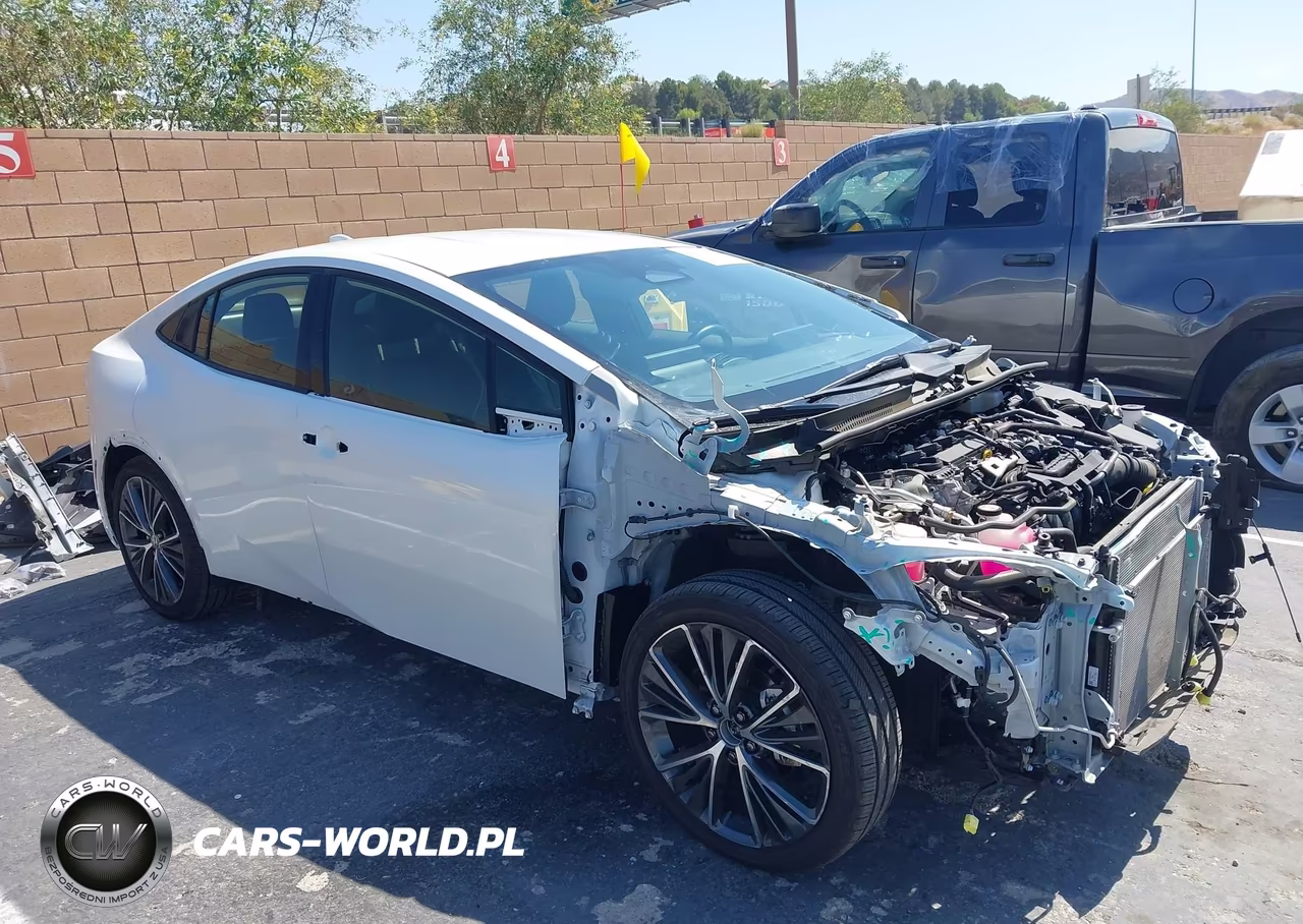 2025 Toyota Prius Xle VIN:JTDACAAU5S3059212 - 1
