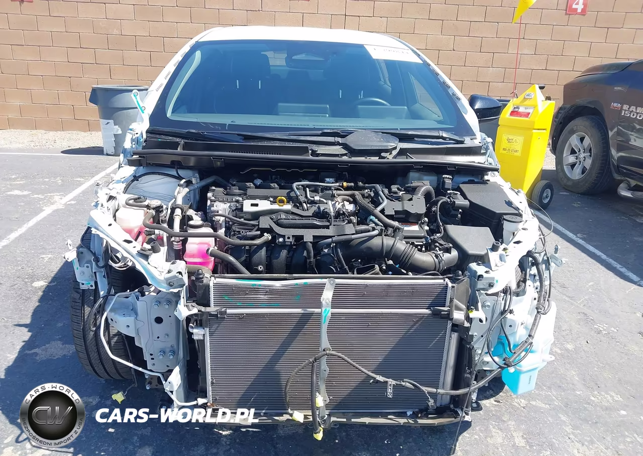 2025 Toyota Prius Xle VIN:JTDACAAU5S3059212 - 13