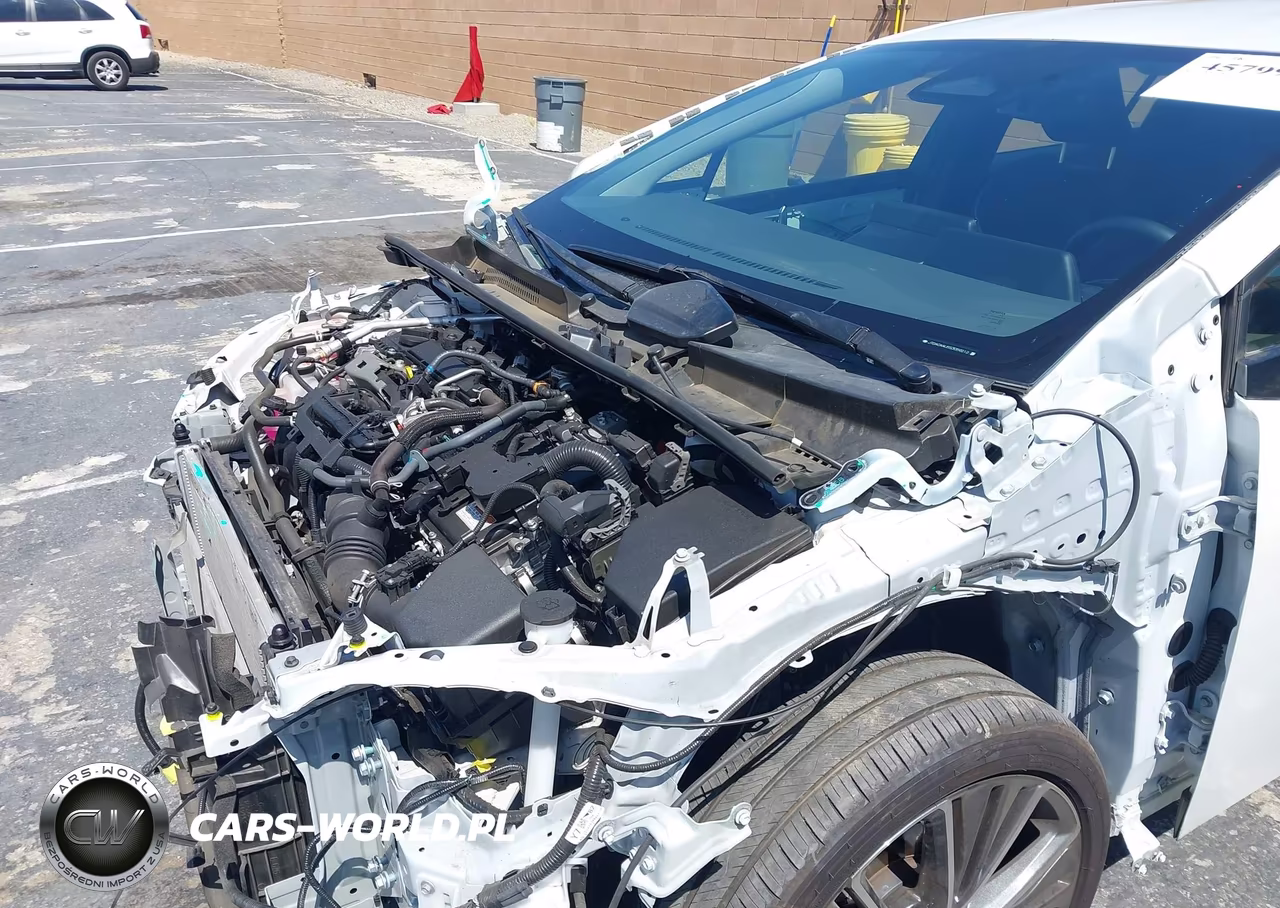 2025 Toyota Prius Xle VIN:JTDACAAU5S3059212 - 6