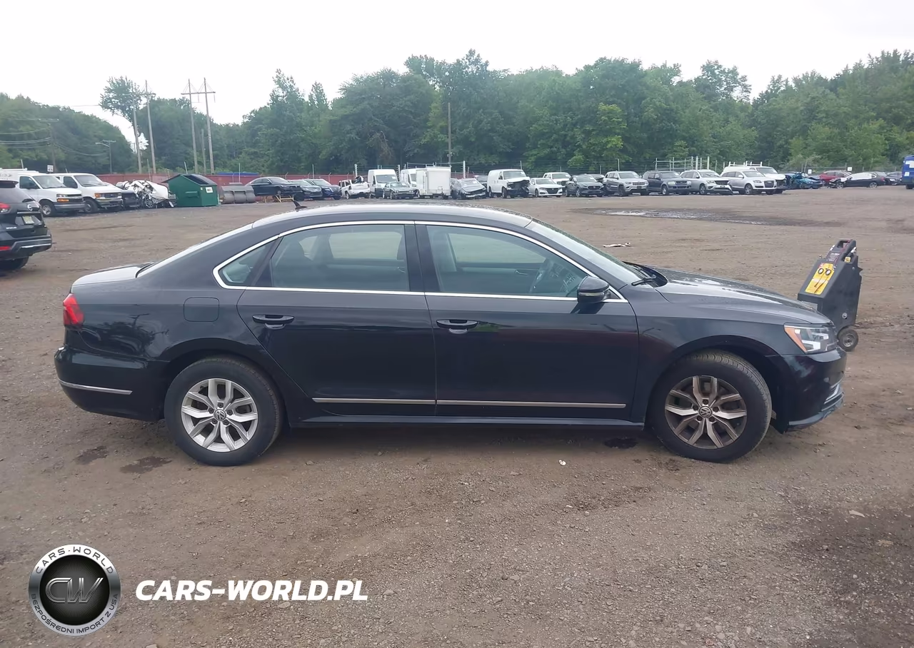 2017 Volkswagen Passat 1.8T S VIN:1VWAT7A33HC015970 - 13