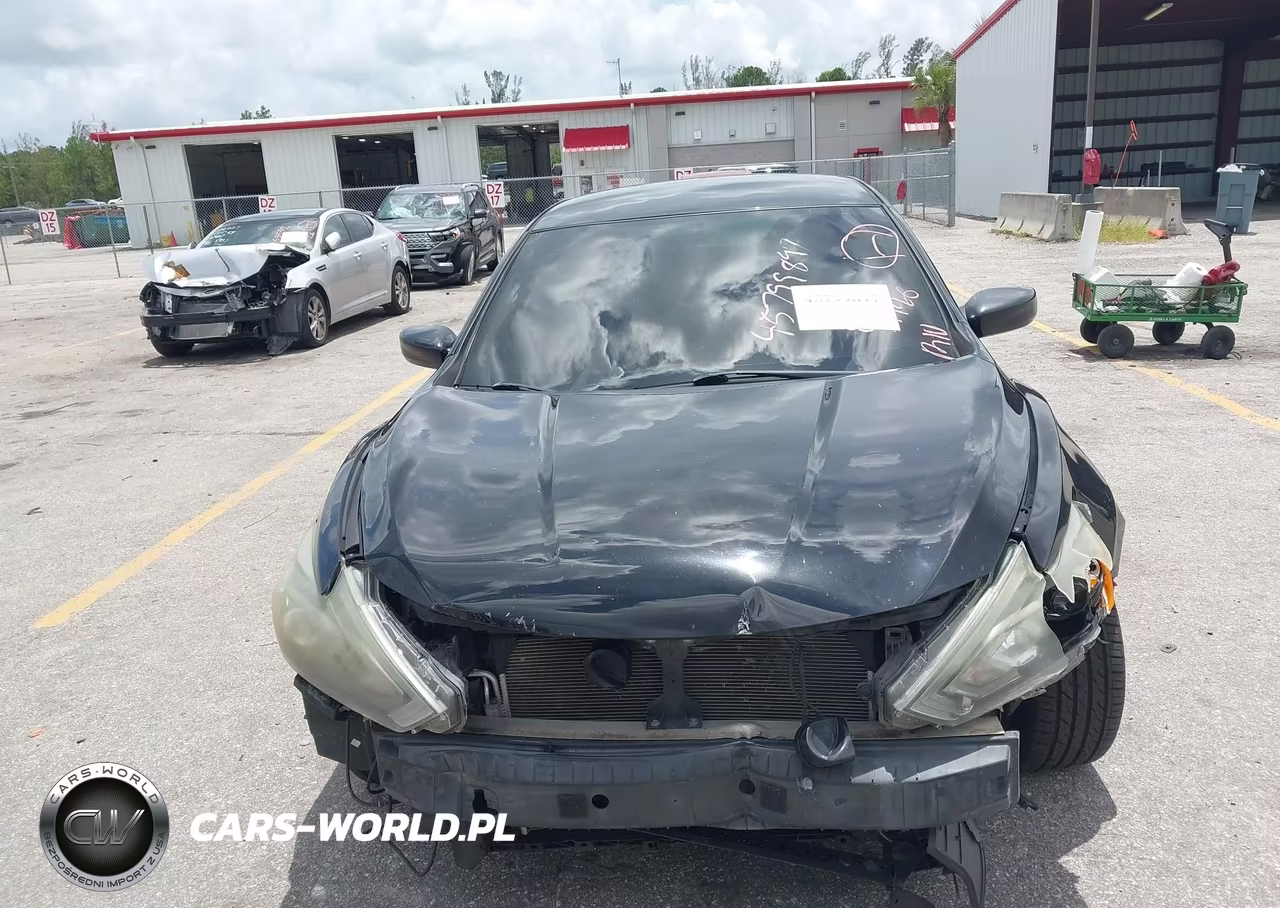 2018 Nissan Altima 2.5 Sr VIN:1N4AL3AP4JC104344 - 13