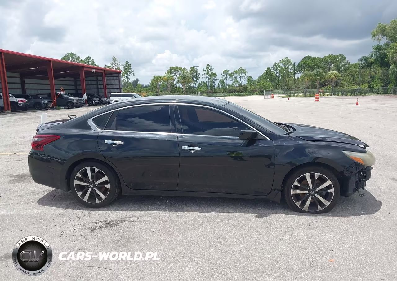 2018 Nissan Altima 2.5 Sr VIN:1N4AL3AP4JC104344 - 14