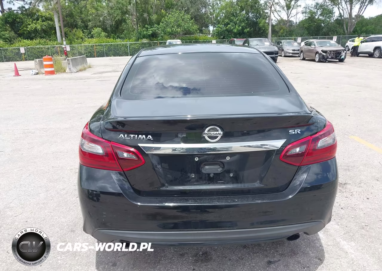 2018 Nissan Altima 2.5 Sr VIN:1N4AL3AP4JC104344 - 17