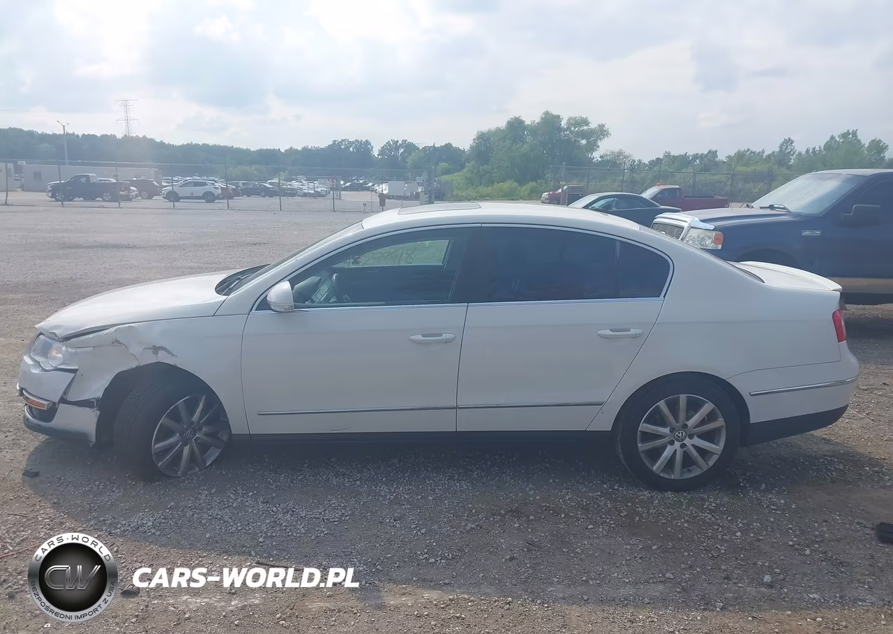 2010 Volkswagen Passat Komfort VIN:WVWJK7AN7AP035676 - 14
