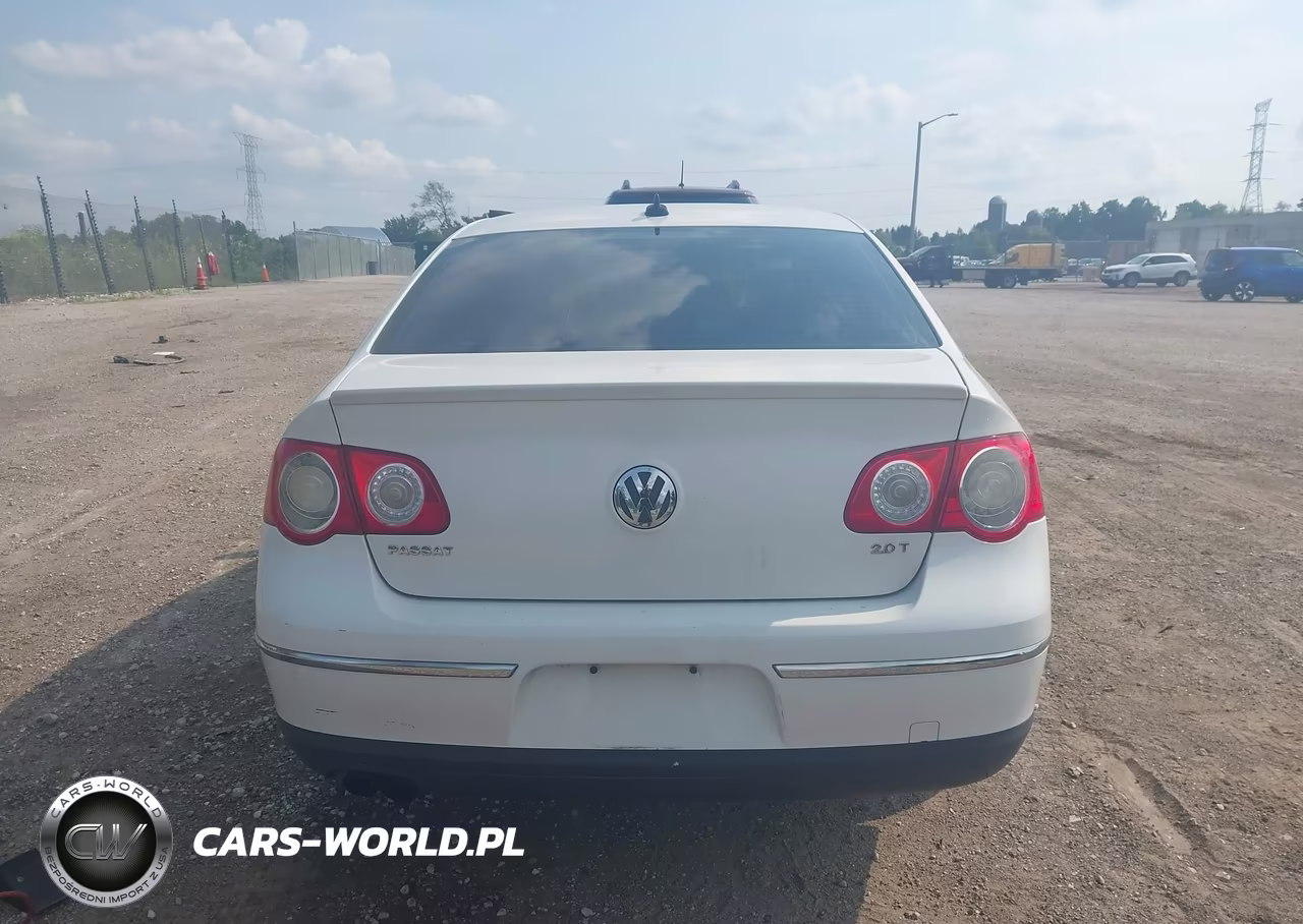2010 Volkswagen Passat Komfort VIN:WVWJK7AN7AP035676 - 16