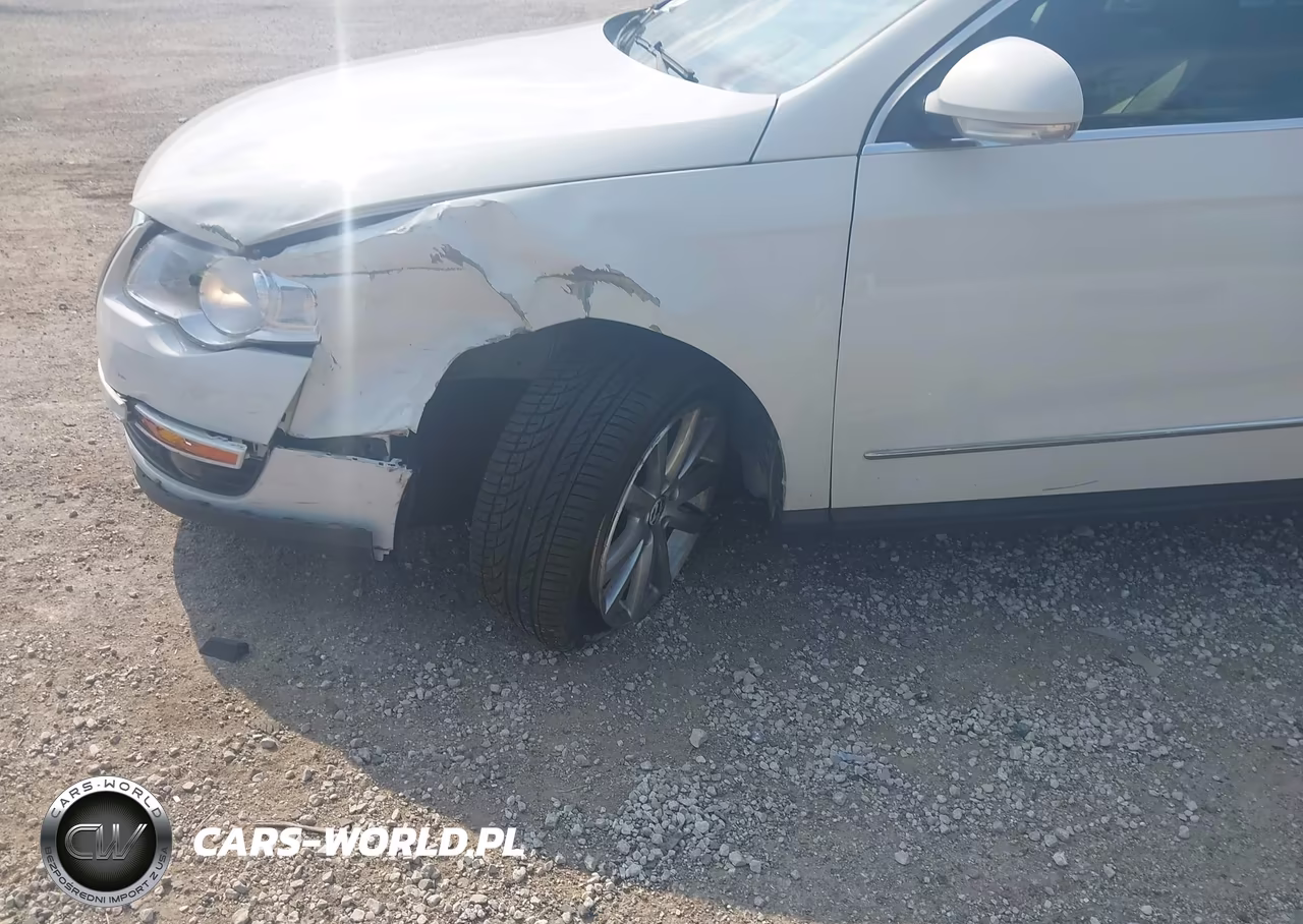 2010 Volkswagen Passat Komfort VIN:WVWJK7AN7AP035676 - 17