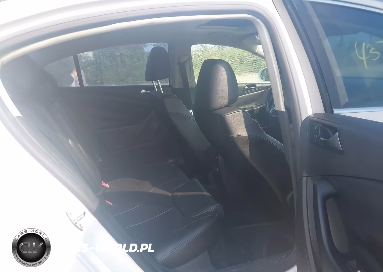 2010 Volkswagen Passat Komfort VIN:WVWJK7AN7AP035676 - 8