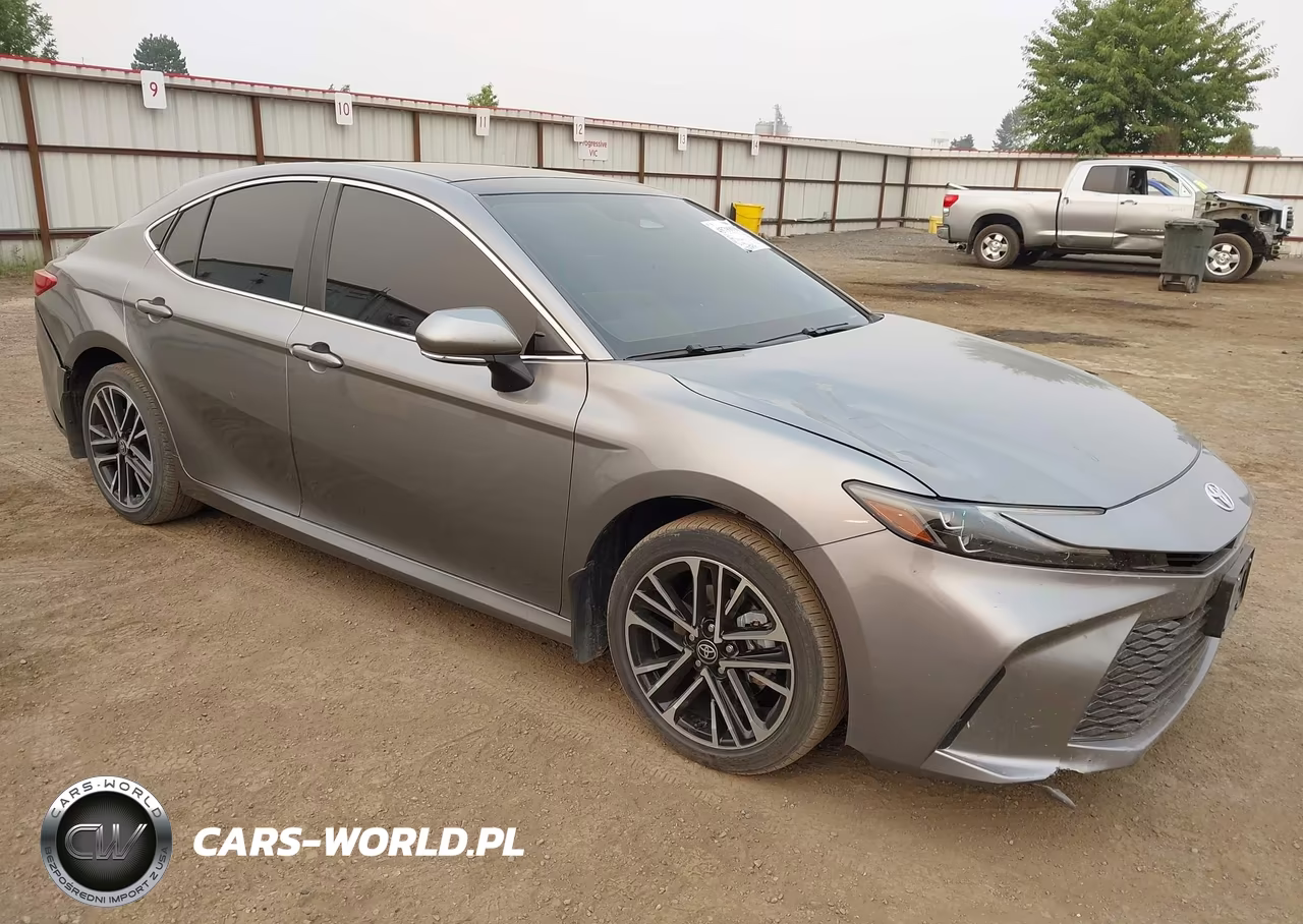 2025 Toyota Camry Xle – zdjęcie 1 z 20