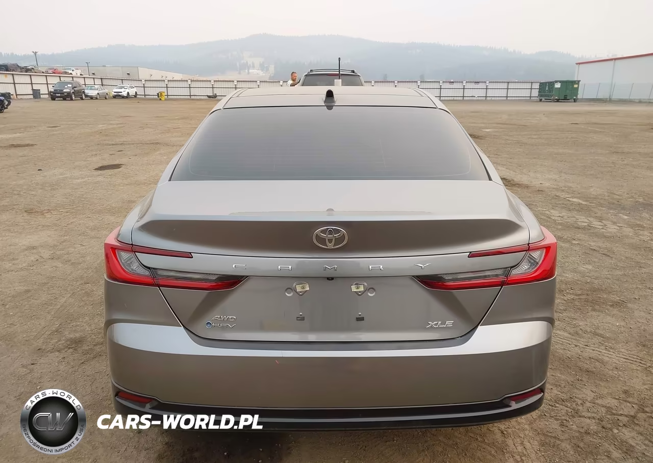 2025 Toyota Camry Xle VIN:4T1DBADK2SU520270 - 16