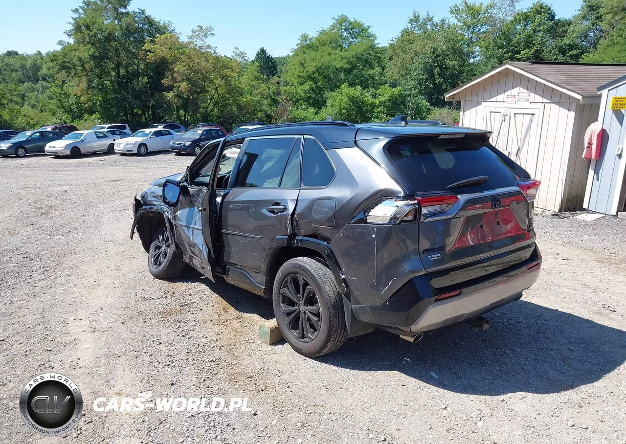 2023 Toyota Rav4 Hybrid Xse VIN:4T3E6RFV3PU119064 - 3