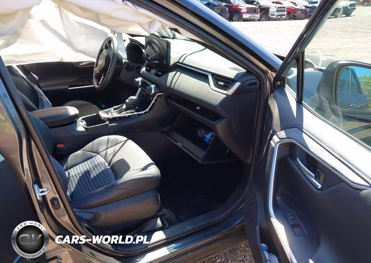 2023 Toyota Rav4 Hybrid Xse VIN:4T3E6RFV3PU119064 - 5