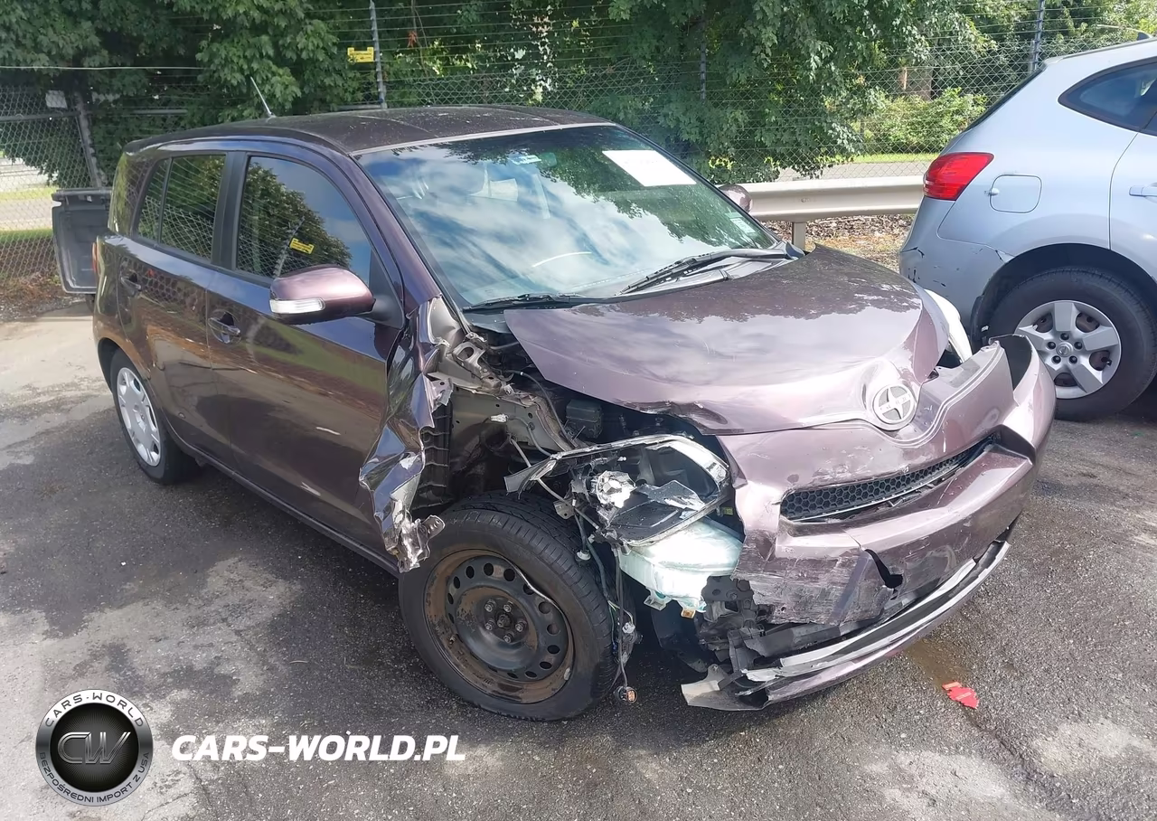 2013 Scion Xd – zdjęcie 1 z 16