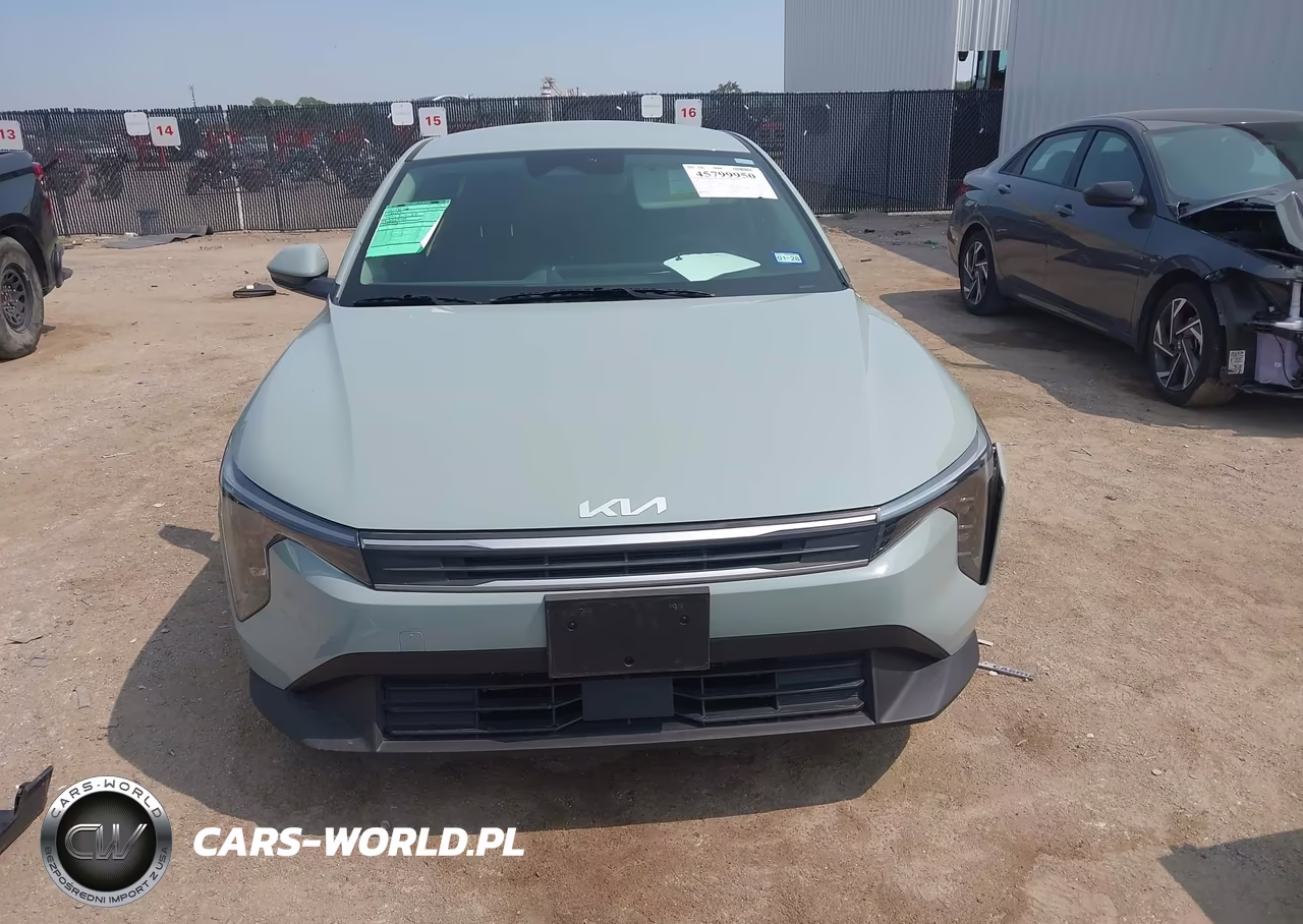 2025 Kia K4 Lxs VIN:3KPFT4DE5SE229220 - 13