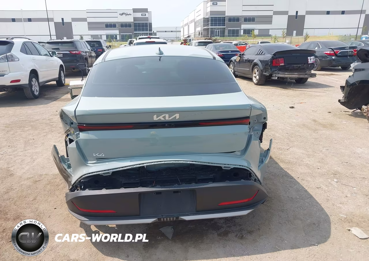 2025 Kia K4 Lxs VIN:3KPFT4DE5SE229220 - 17