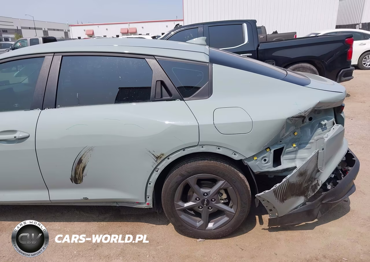 2025 Kia K4 Lxs VIN:3KPFT4DE5SE229220 - 6