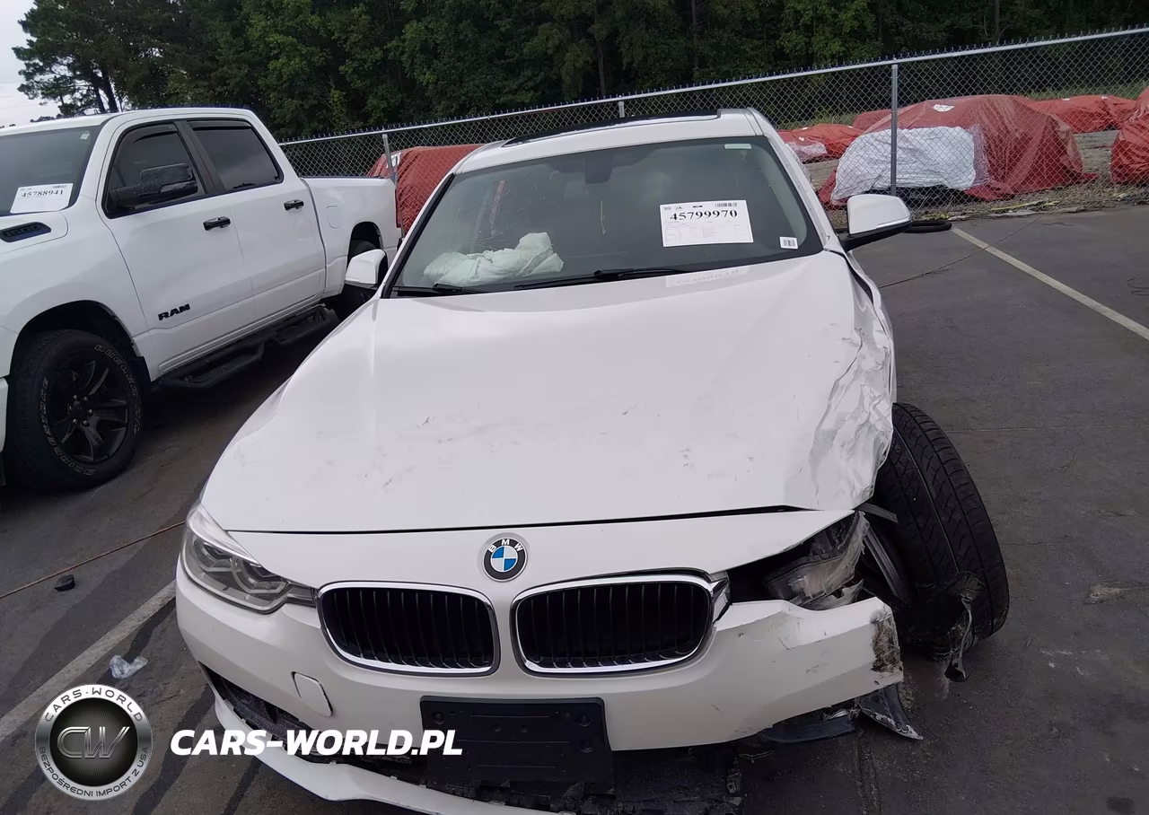 2018 BMW 320I xDrive VIN:WBA8E5G52JNU46087 - 13