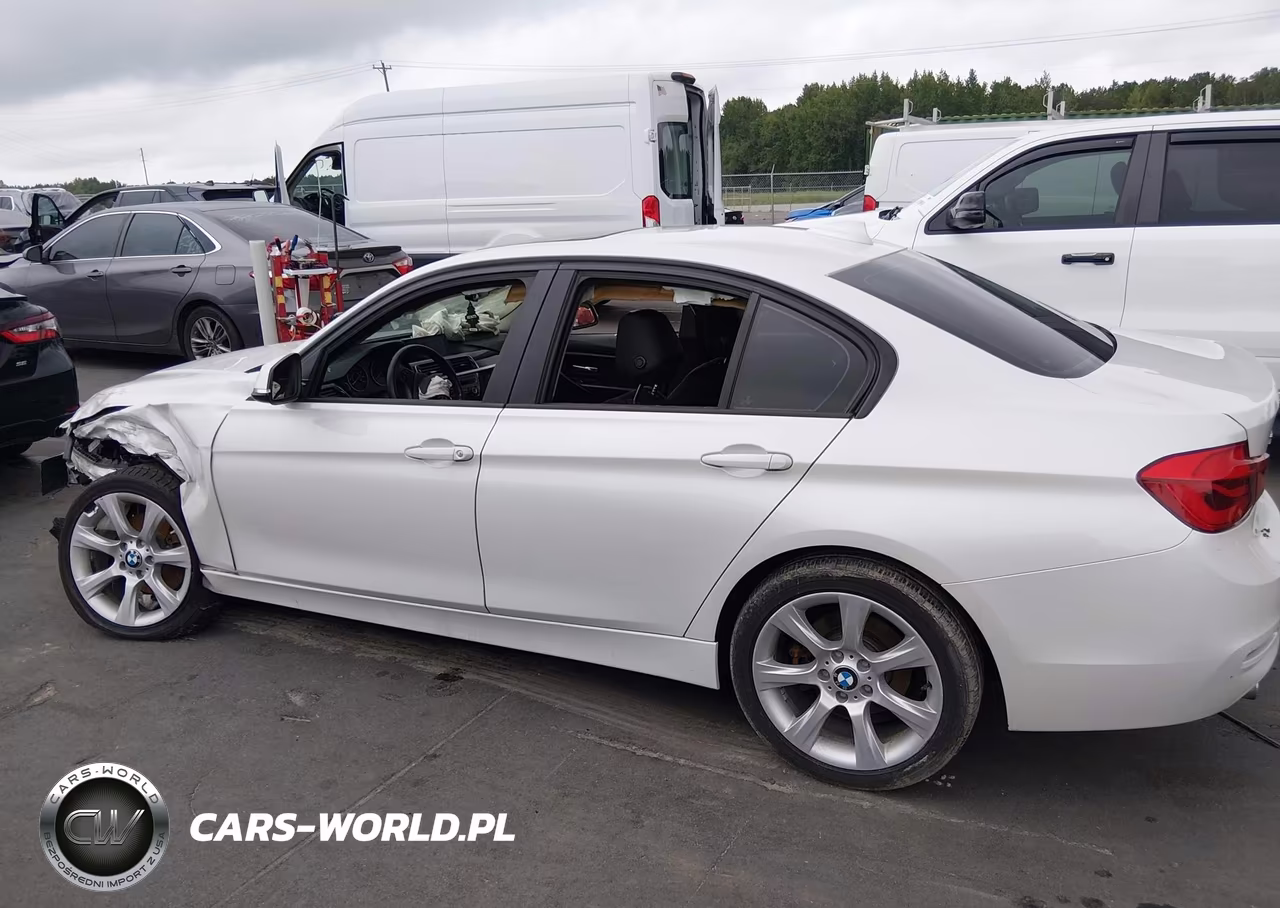 2018 BMW 320I xDrive VIN:WBA8E5G52JNU46087 - 15