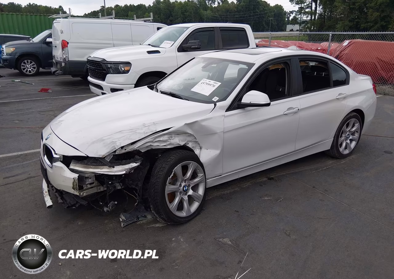 2018 BMW 320I xDrive VIN:WBA8E5G52JNU46087 - 2