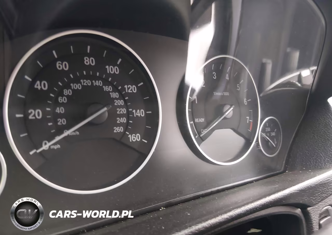 2018 BMW 320I xDrive VIN:WBA8E5G52JNU46087 - 7