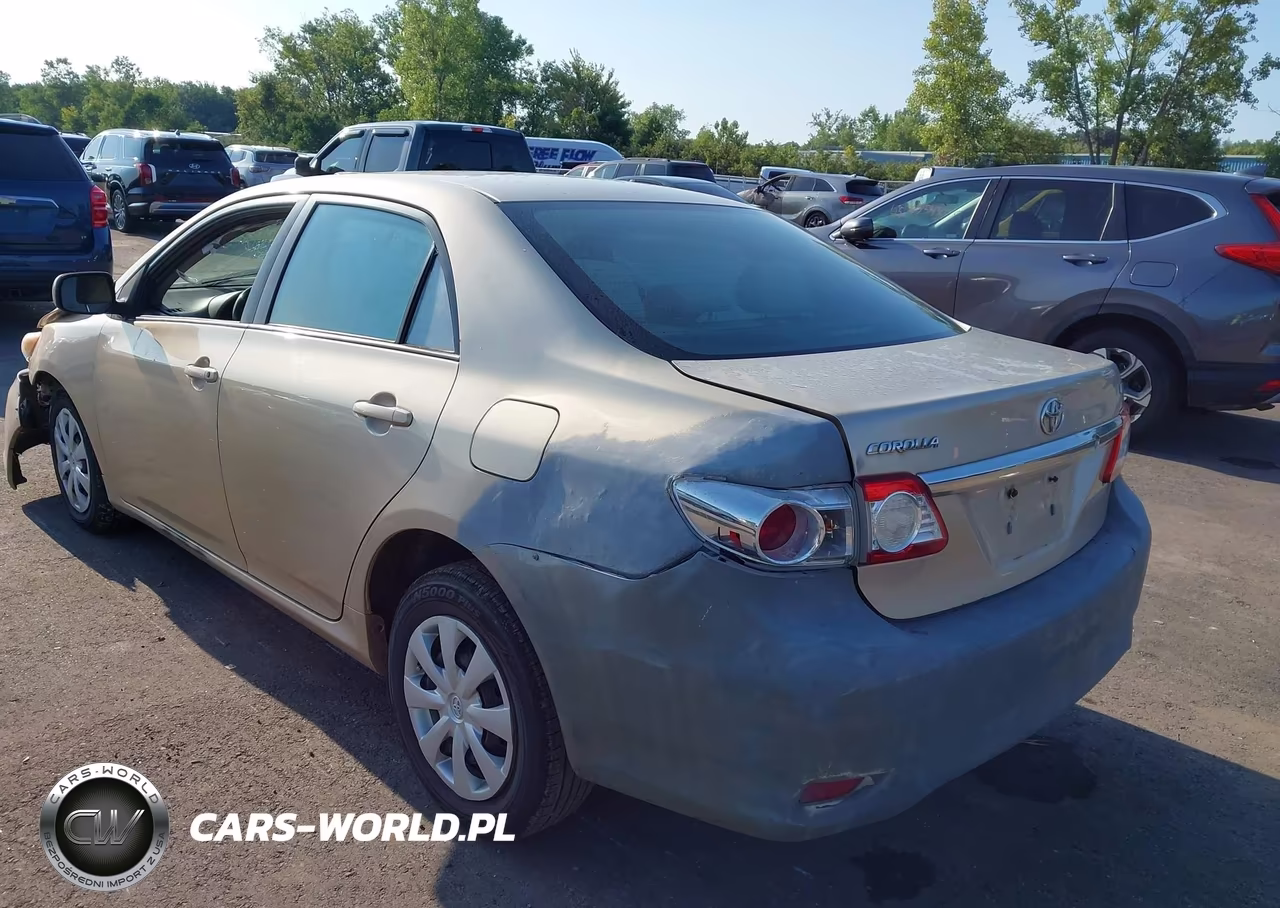 2011 Toyota Corolla Le VIN:2T1BU4EE3BC591104 - 3