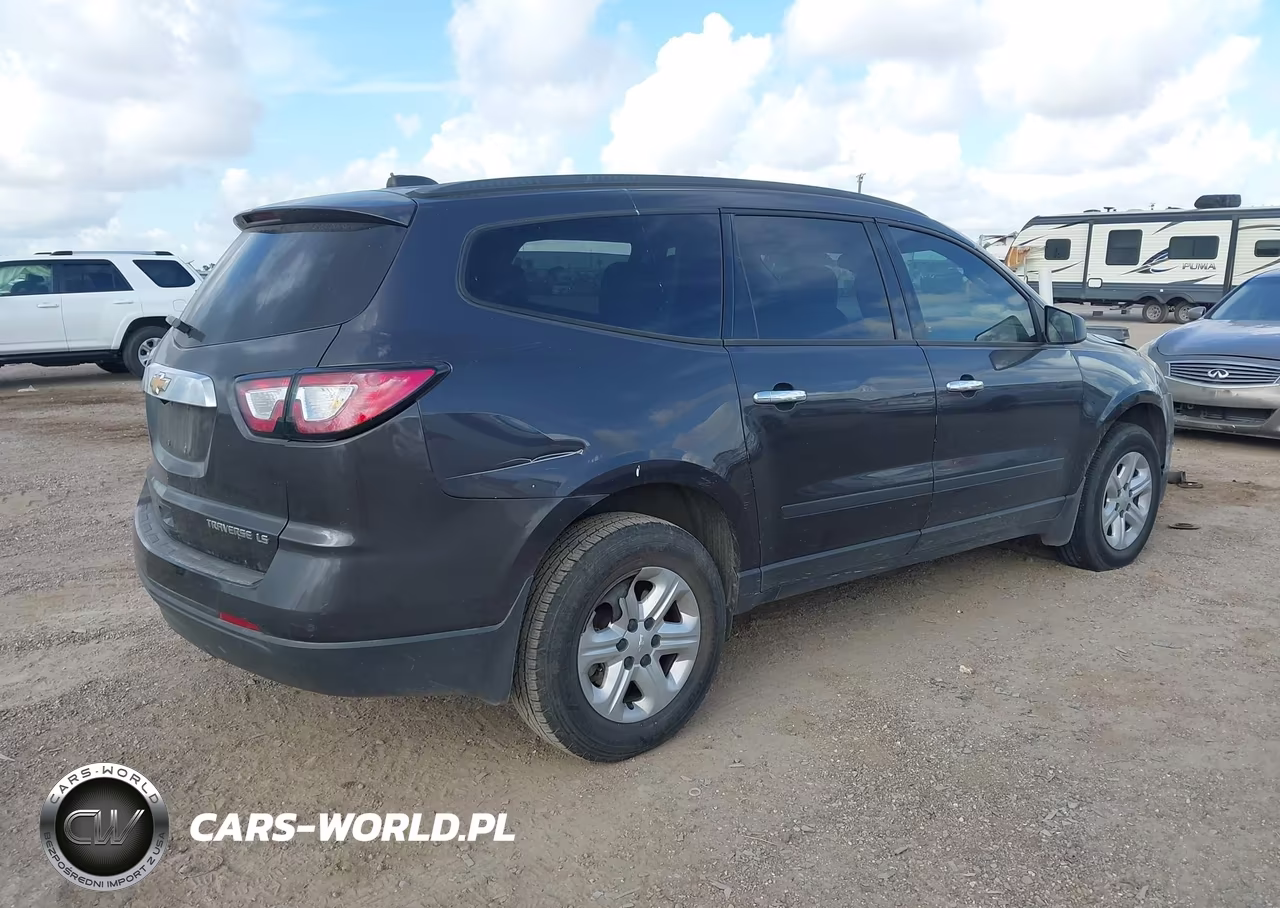 2016 Chevrolet Traverse Ls VIN:1GNKRFKD5GJ328656 - 4
