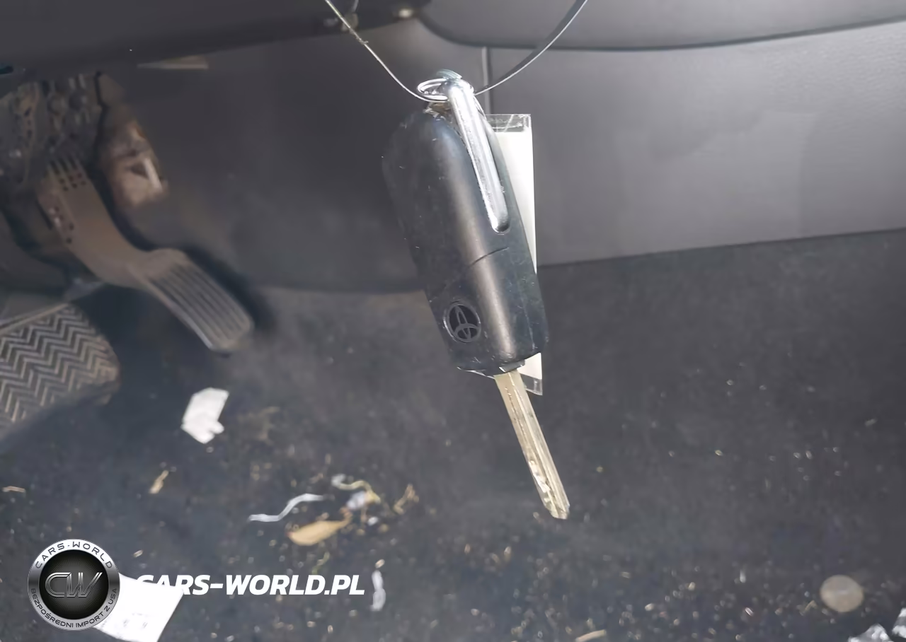 2020 Toyota Corolla Le VIN:JTDEPRAE0LJ075232 - 11