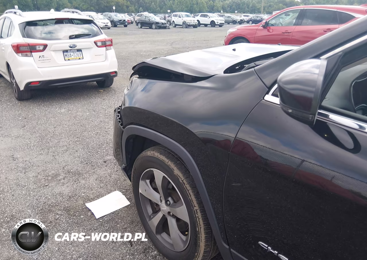 2019 Jeep Cherokee Limited 4X4 VIN:1C4PJMDN6KD368848 - 6