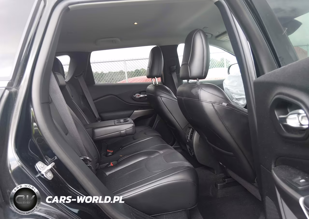 2019 Jeep Cherokee Limited 4X4 VIN:1C4PJMDN6KD368848 - 8