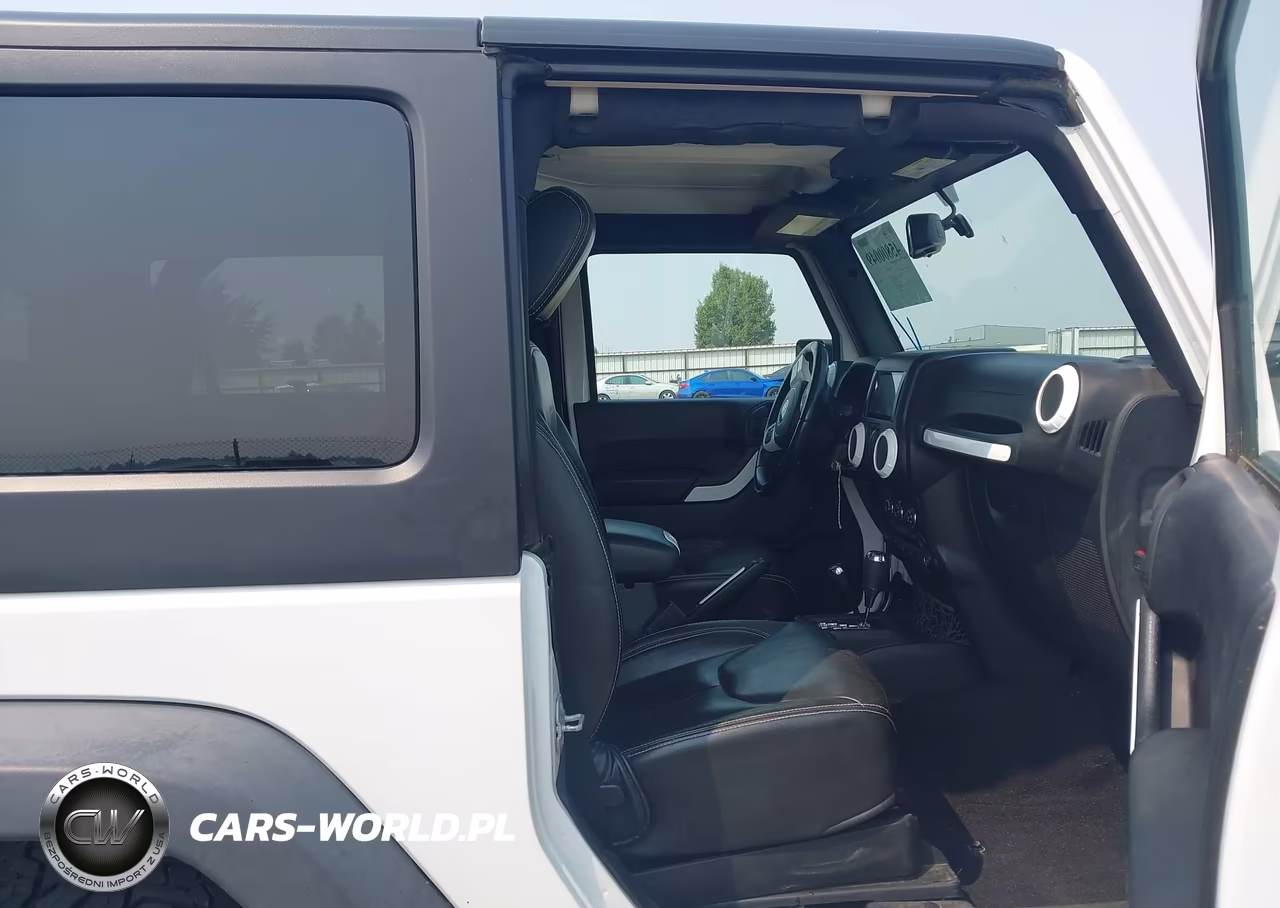 2016 Jeep Wrangler Rubicon VIN:1C4BJWCG6GL180465 - 5