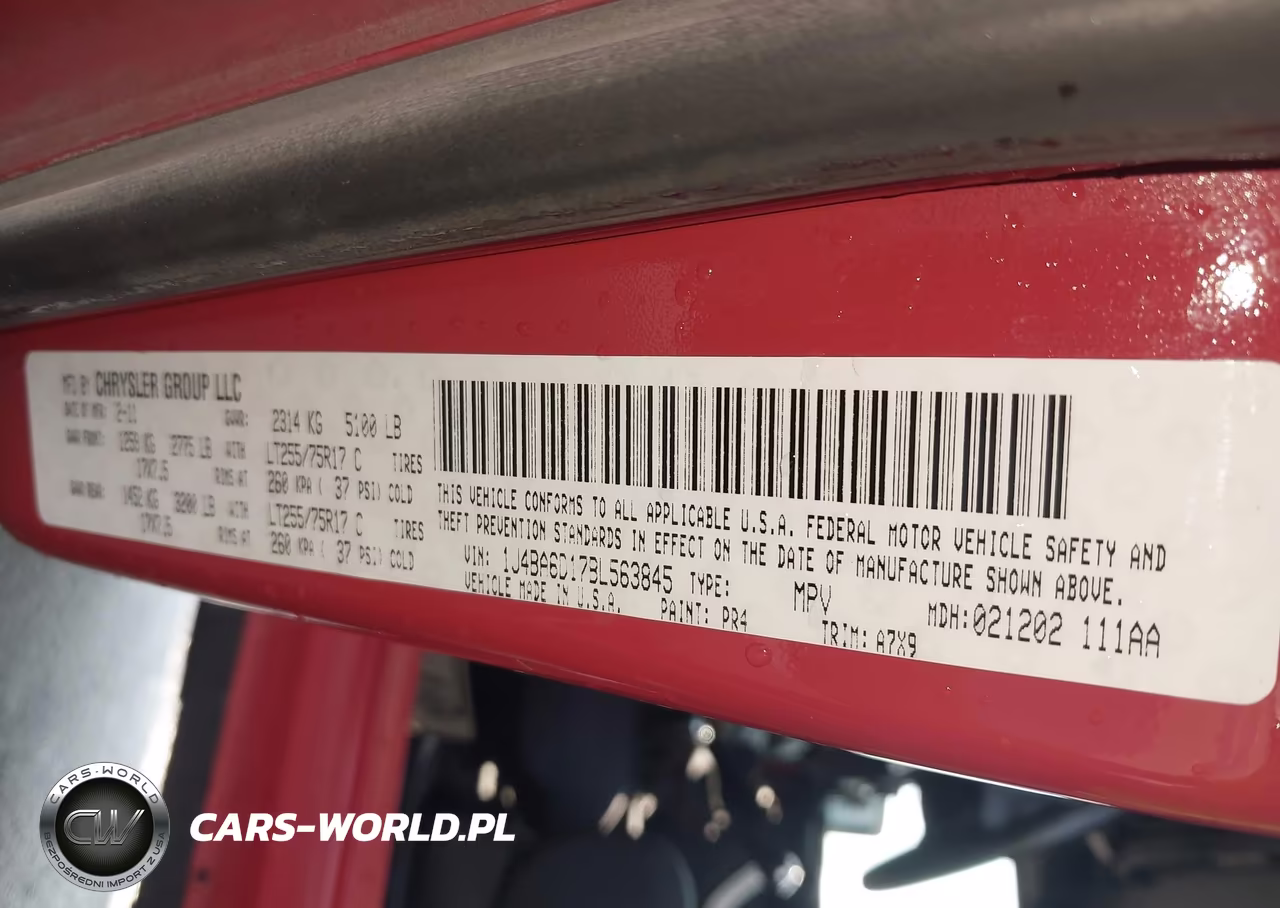 2011 Jeep Wrangler Rubicon VIN:1J4BA6D17BL563845 - 9