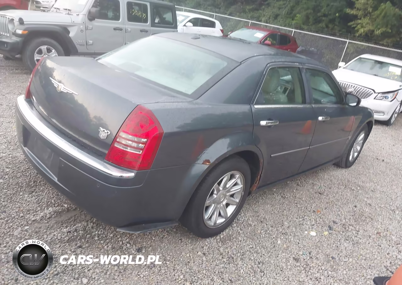 2007 Chrysler 300C VIN:2C3LA63HX7H720320 - 4