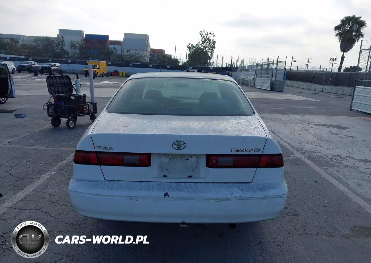 1998 Toyota Camry Le VIN:JT2BG22K7W0121575 - 16